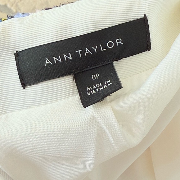 Ann Taylor Houndstooth Tweed Mini Skirt Size 0P - Picture 4 of 5